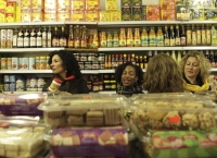 Arabisch winkelen in de Javastraat